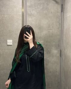 Stylish girl pic hiding face (20)