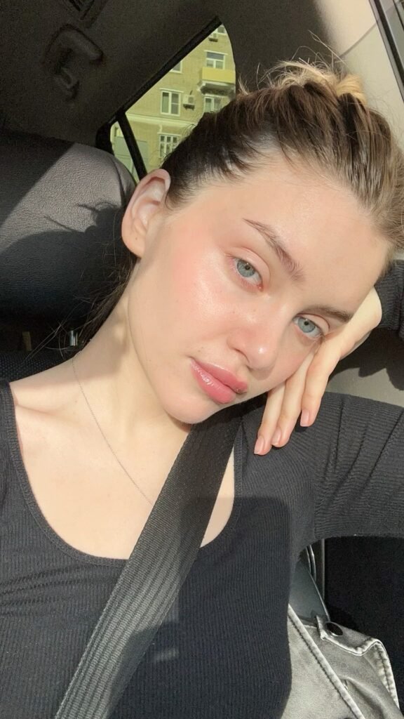 cute girl pic (22)