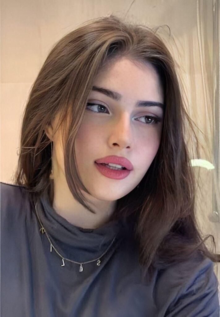 cute girl pic (25)