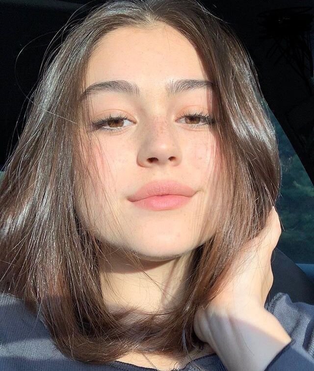 cute girl pic (26)