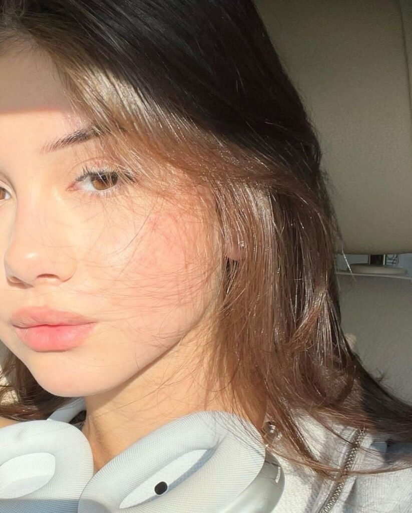 cute girl pic (45)