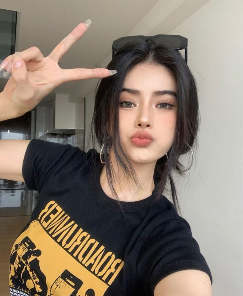 cute girl pic (47)