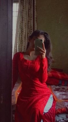 hidden face girl pic for instagram (24)