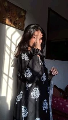 hide face girl pic (20)